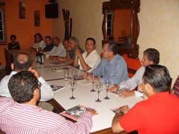 NACE REVISTA