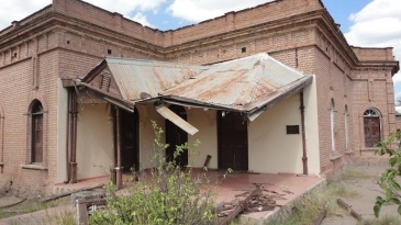 El INAH no hace nada por detener el destrozo de edificios históricos